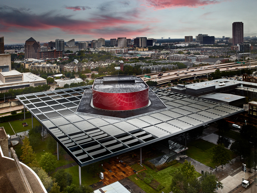 INTERIOR, ARCHITECTURE & AERIAL PHOTOGRAPHY & MOTION