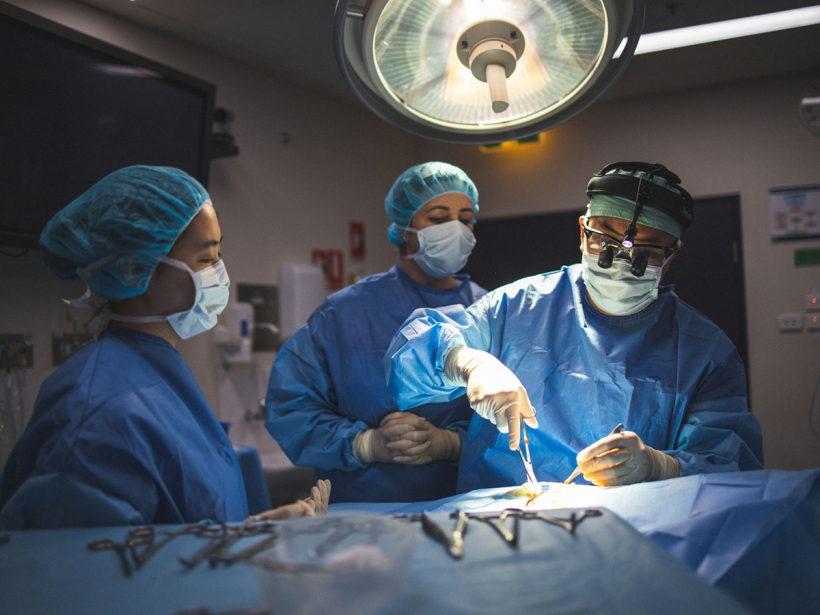CORPORATE, INDUSTRIAL & HEALTHCARE PHOTOGRAPHY & MOTION